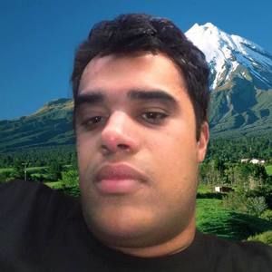 Meet your Posher, Luis